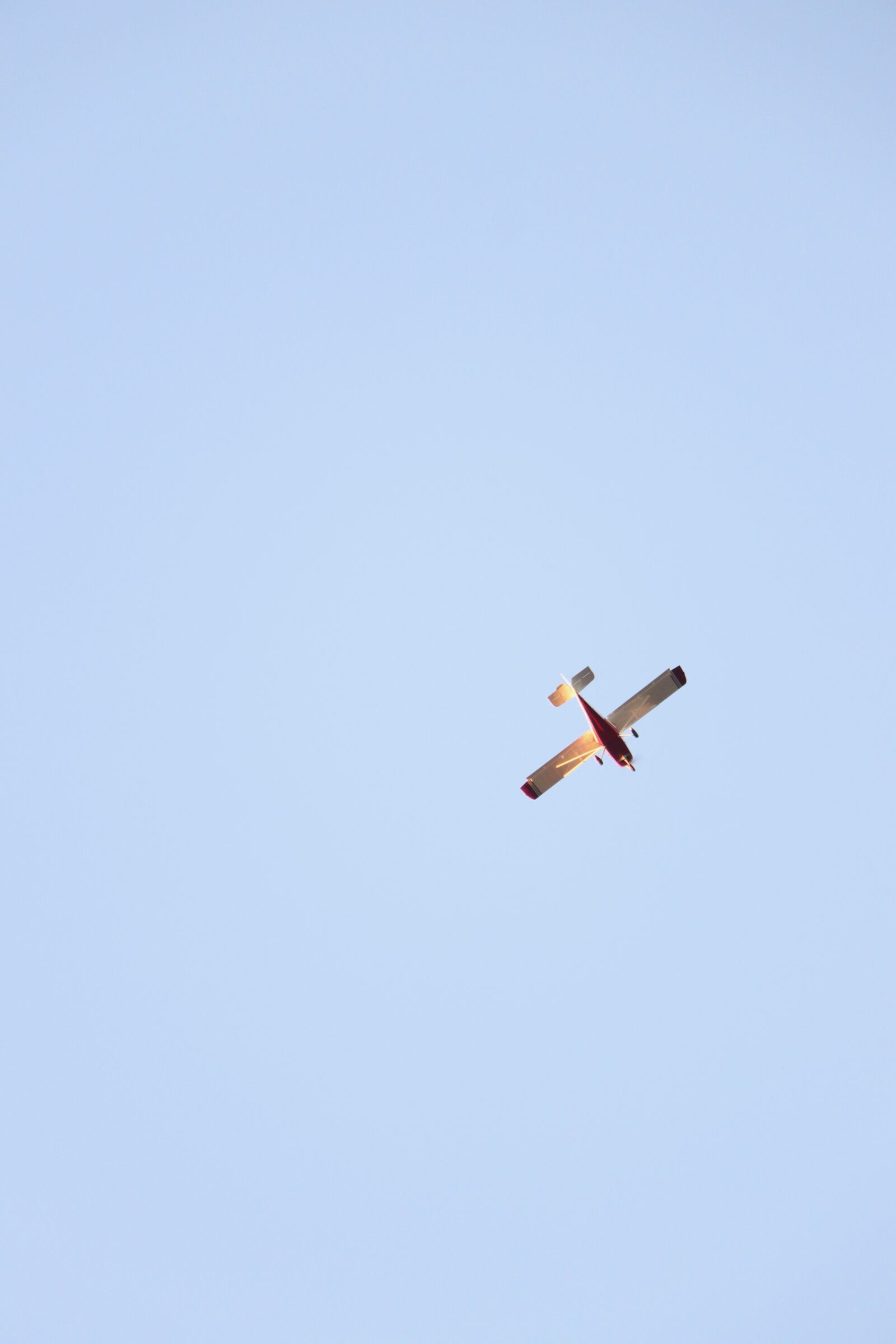 Canon EOS 800D (EOS Rebel T7i / EOS Kiss X9i) sample photo. Airplane, sky, plane photography