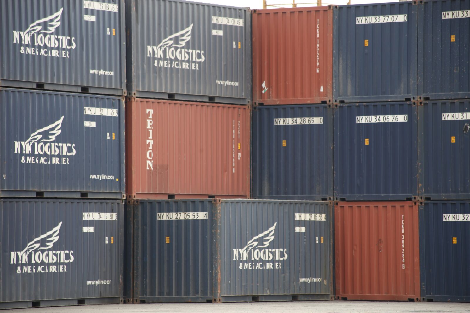 Canon EOS 5D Mark II sample photo. Containers, port, maritime photography