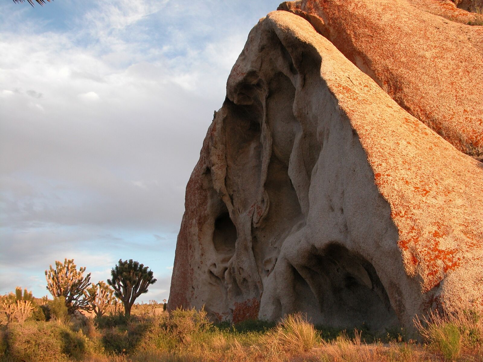 Nikon E5700 sample photo. Landscape, rocks, desert photography
