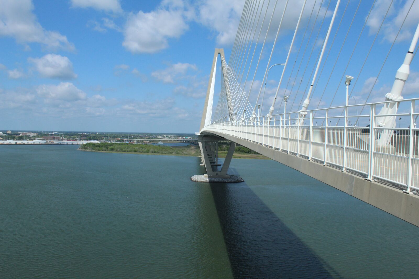 Canon EOS 1300D (EOS Rebel T6 / EOS Kiss X80) sample photo. Bridge, water, coast photography