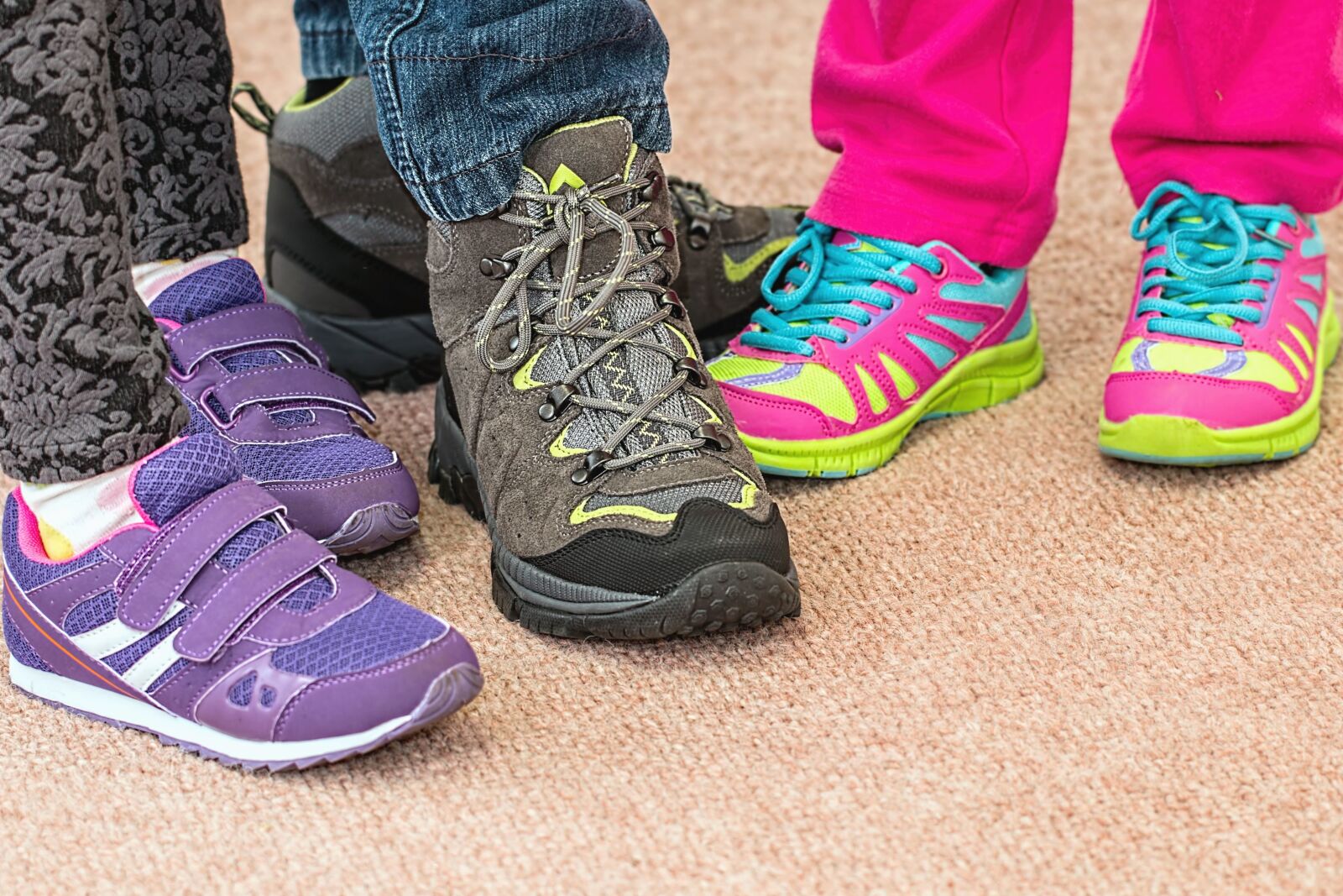 Canon EOS 70D sample photo. Footwear, shoe, boot, shoes photography
