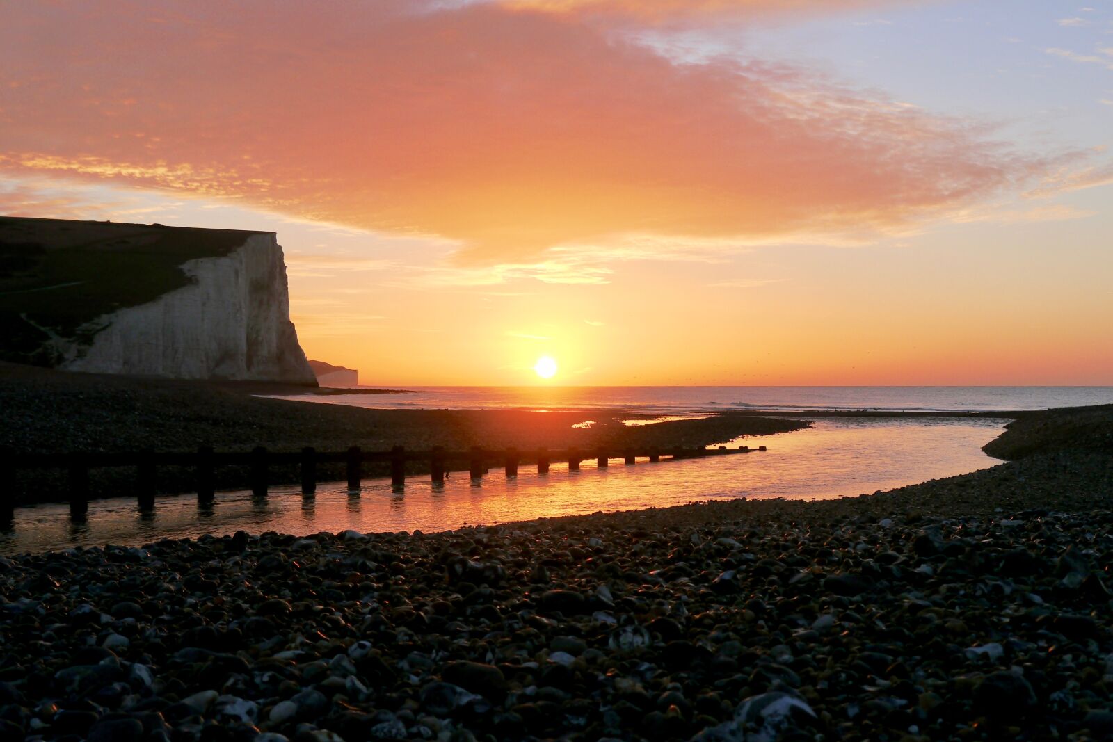 Panasonic Lumix DMC-G5 sample photo. Seaford, sunrise, cuckmere haven photography