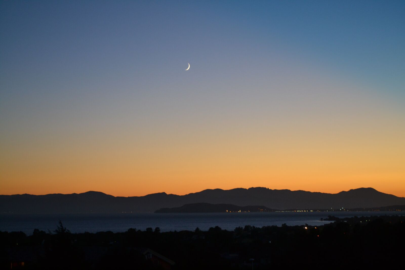 Nikon D3100 sample photo. Sardinia, sunset, end of photography