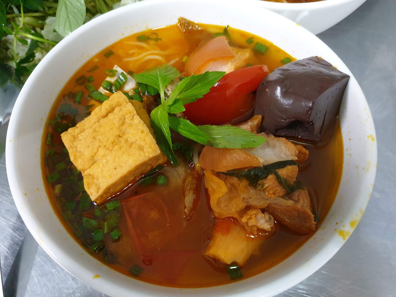 Samsung SM-N960F sample photo. Noodle soup, tofu, vietnamese photography