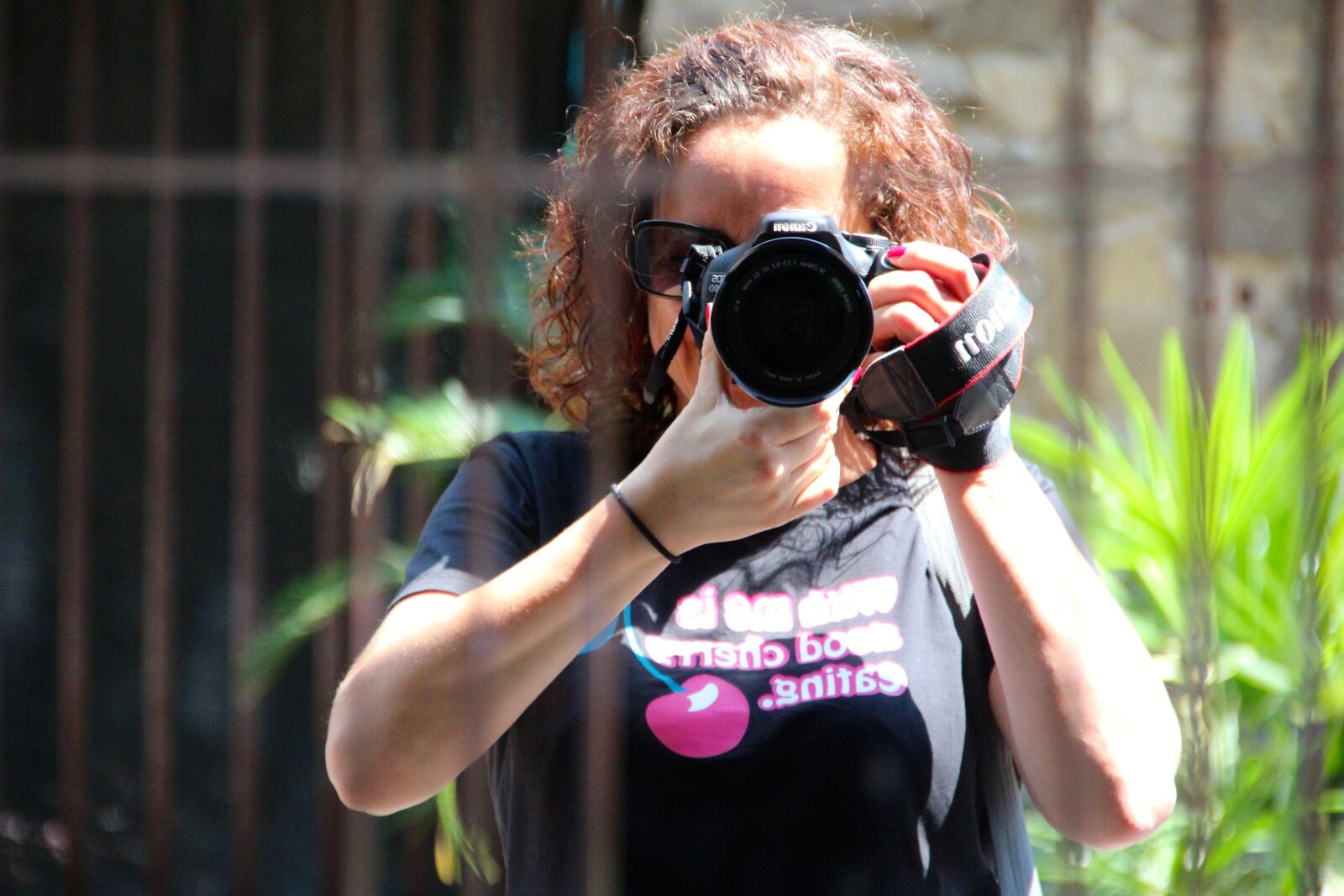 Canon EOS 600D (Rebel EOS T3i / EOS Kiss X5) sample photo. Selfie, photograph, photographer photography