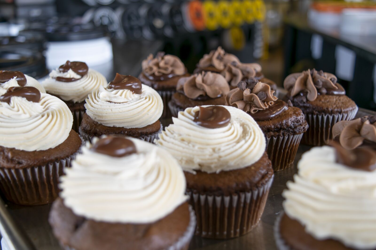Nikon D3300 sample photo. Cupcake, chocolate cupcakes, gourmet photography