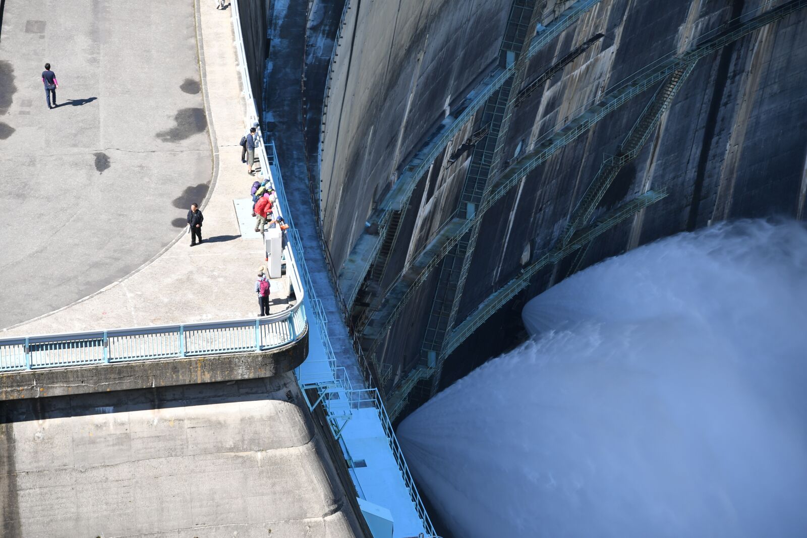 Nikon D500 sample photo. Kurobe dam, drain water photography