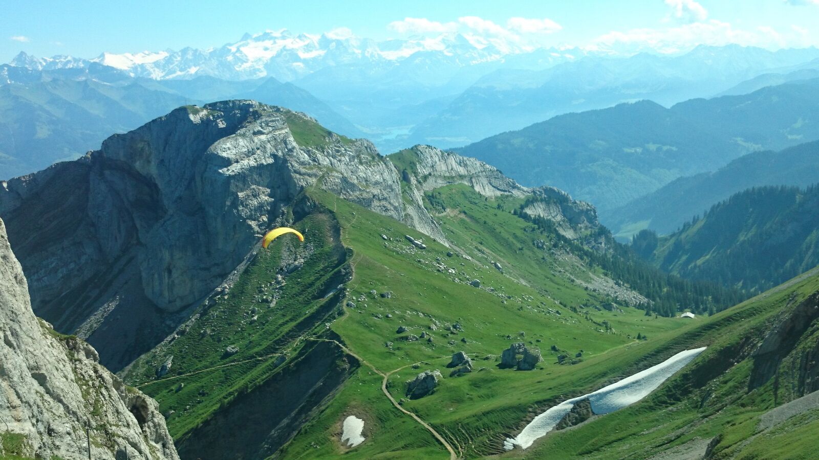 Sony Xperia Z1 Compact sample photo. Skydiver, mountains, landscape photography