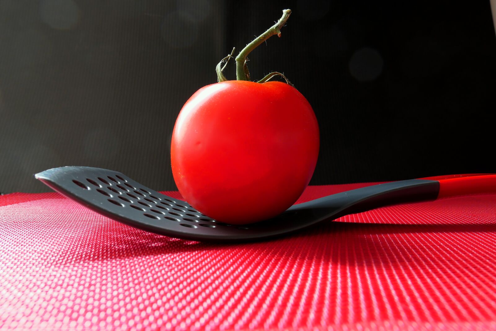 Panasonic Lumix DMC-LX10 (Lumix DMC-LX15) sample photo. Tomato, vegetables, food photography