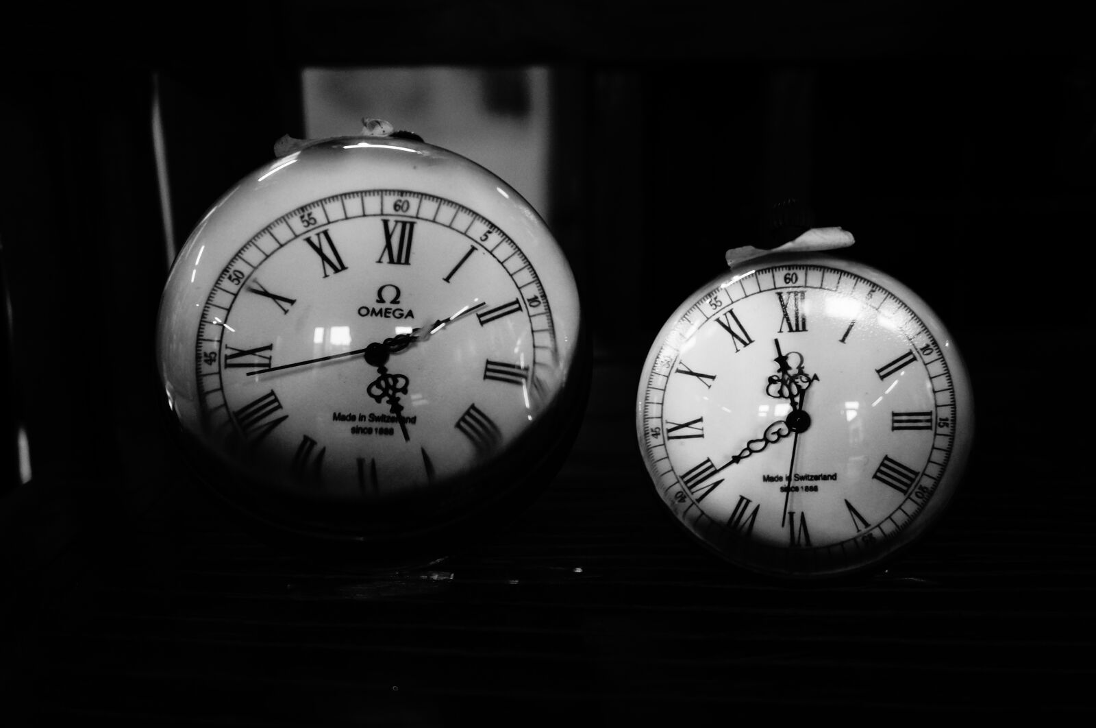 Sony Alpha NEX-5T sample photo. Time, cool colors, static photography