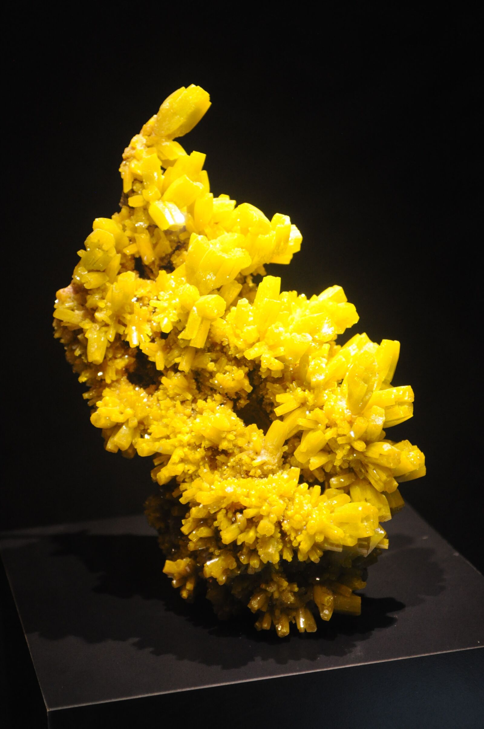 Nikon D90 sample photo. Gemstone, yellow stone, treasure photography