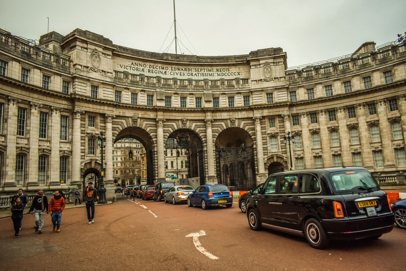 Nikon D3300 sample photo. Building, architecture, street photography