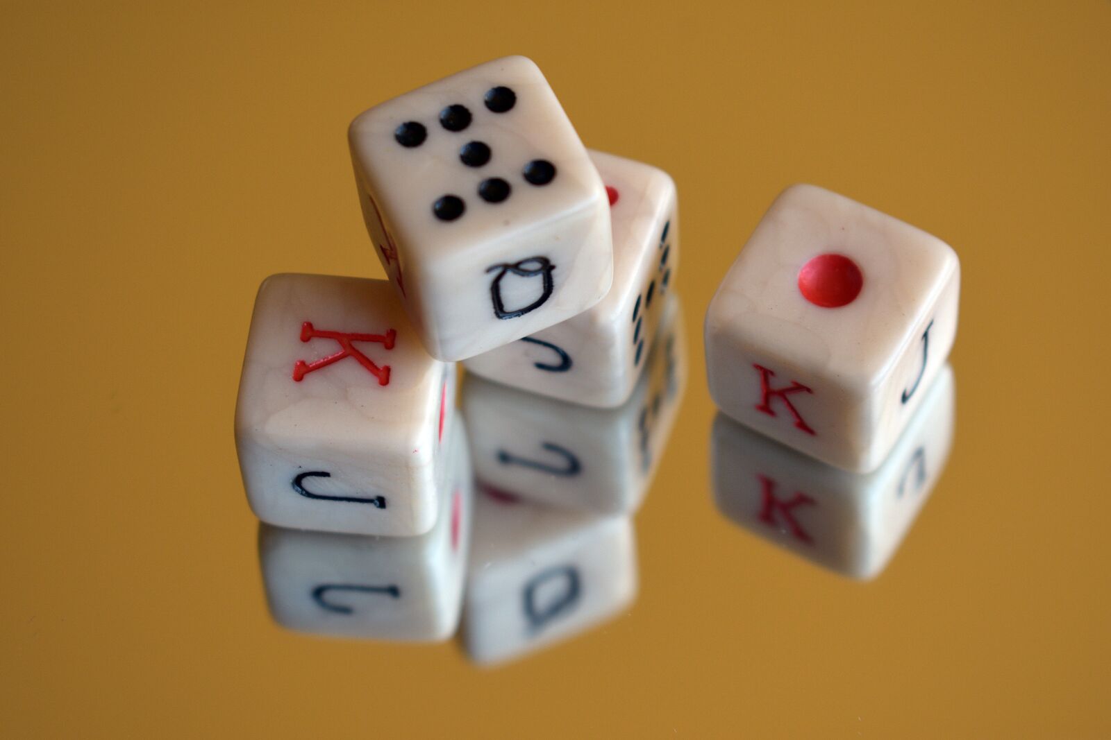 Nikon D3400 sample photo. Cubes, game, gaming photography