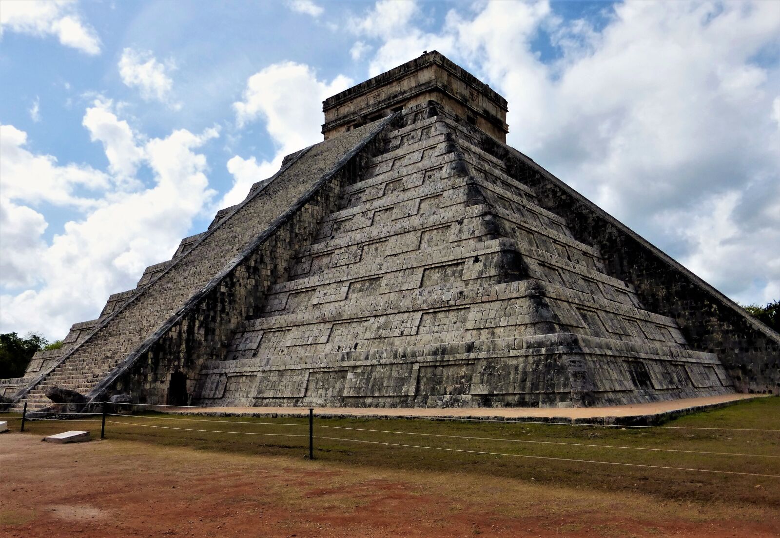 Panasonic Lumix DMC-ZS25 (Lumix DMC-TZ35) sample photo. Archaeology, mexico, temple photography
