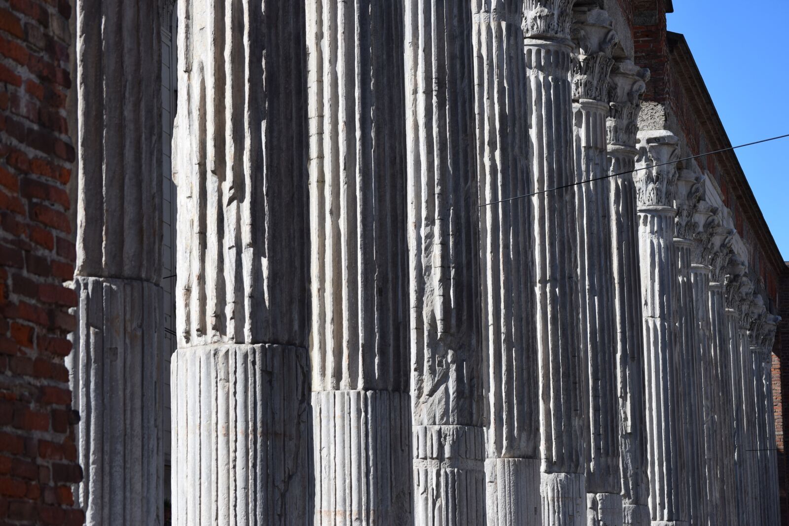 Nikon D3300 sample photo. Columns, romanesque, arc photography