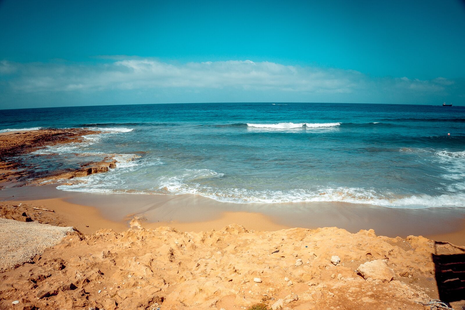 Sony Alpha a5000 (ILCE 5000) sample photo. Sea, sun, summer photography