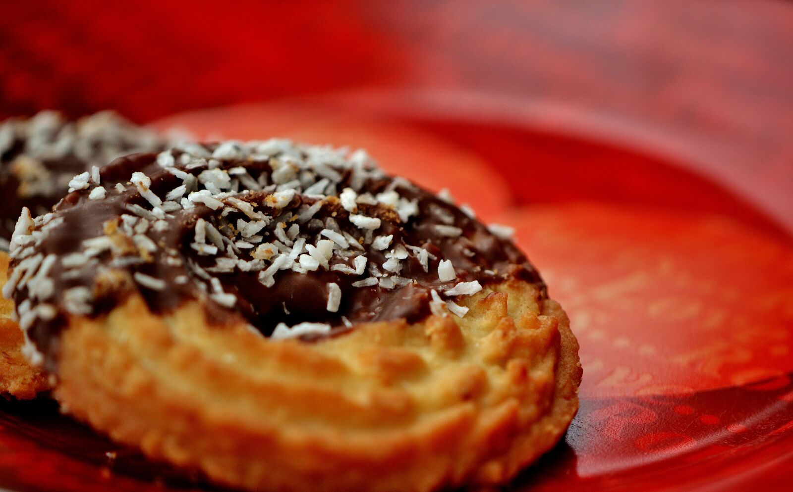 Nikon D3200 sample photo. Cookies, kringel, coconut photography