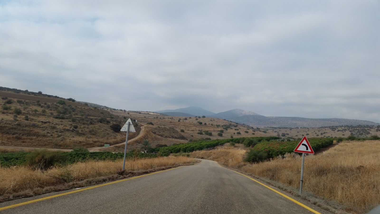Samsung Galaxy S5 sample photo. Road, nature, mountains photography
