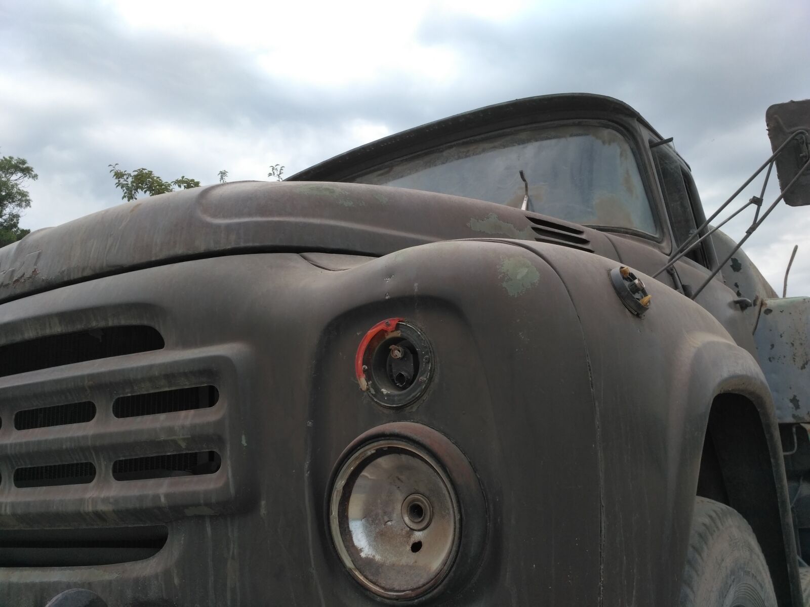 Xiaomi Redmi 3S sample photo. Truck, old, broken photography