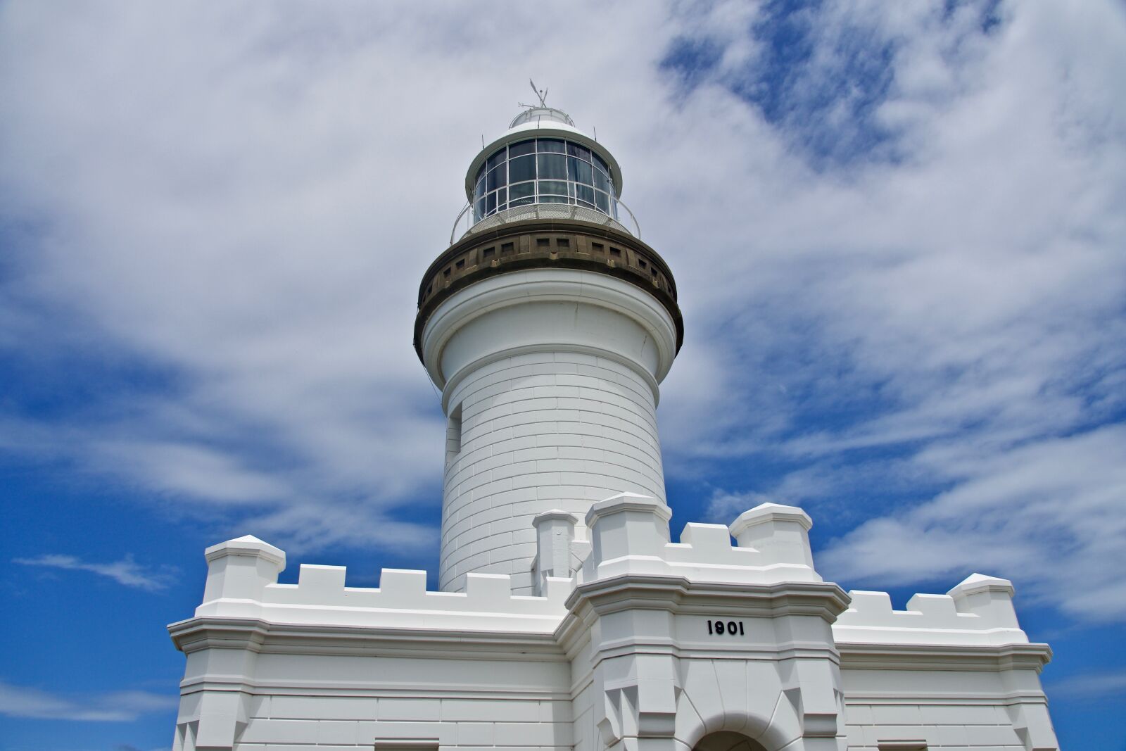 Sony E 18-135mm F3.5-5.6 OSS sample photo. Lighthouse, light, warning photography