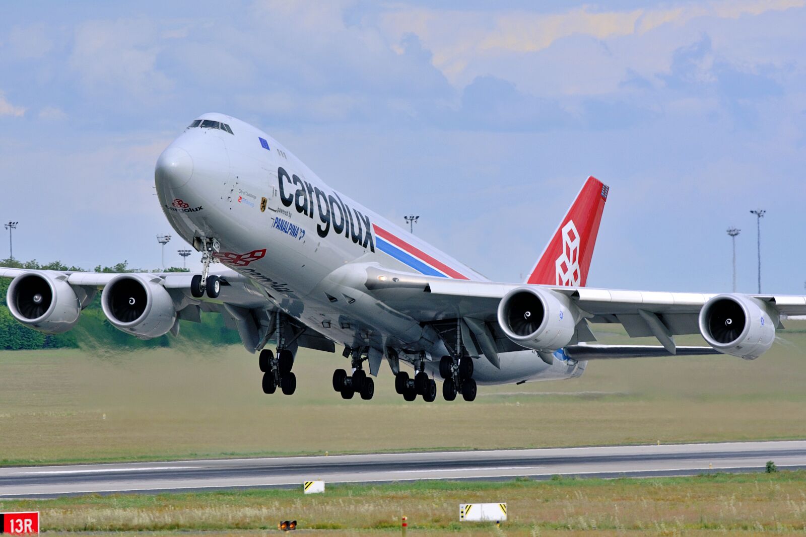 Nikon D5200 sample photo. Aircraft, flight, airport photography