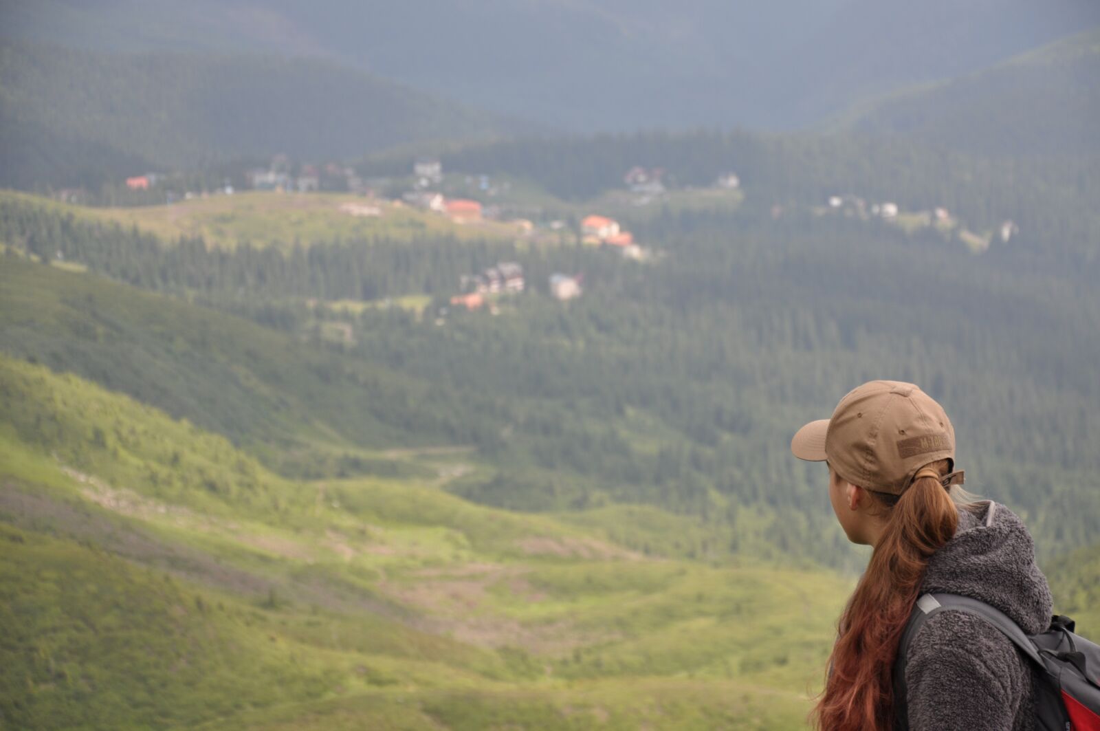Nikon D90 sample photo. Mountains, girl, to look photography