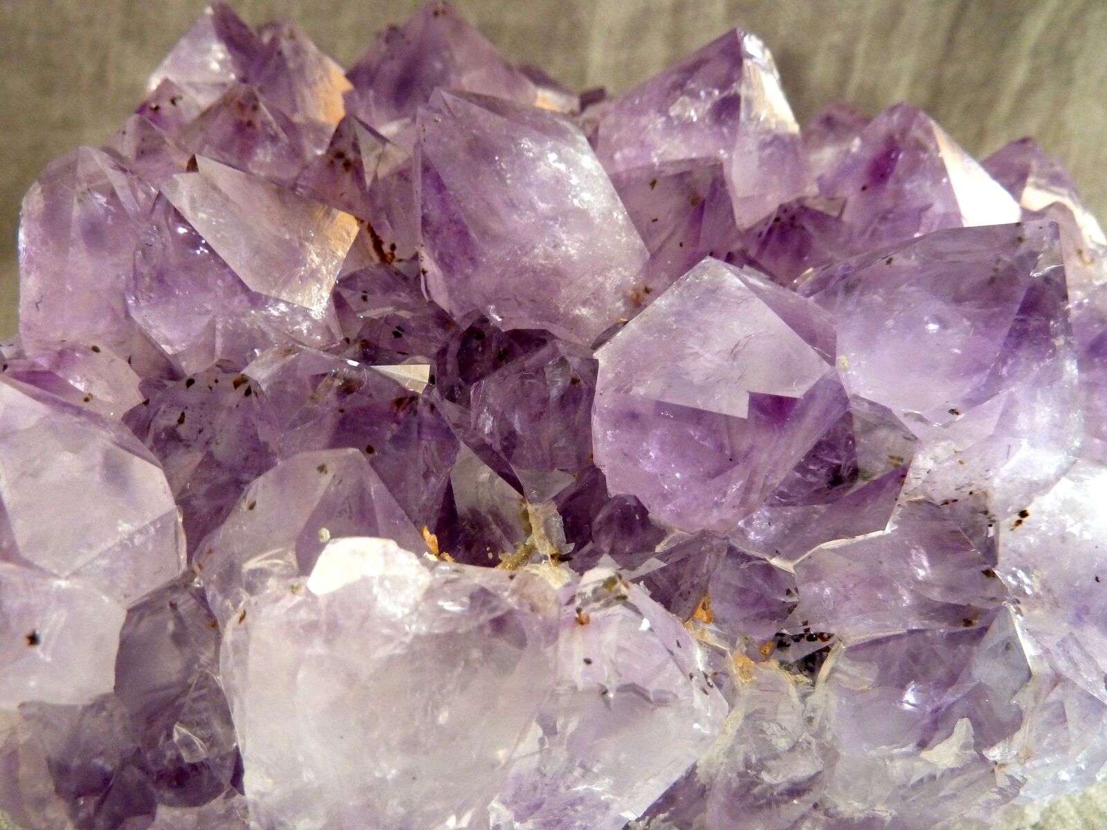 Panasonic Lumix DMC-ZS7 (Lumix DMC-TZ10) sample photo. Amethyst, violet, crystal cave photography