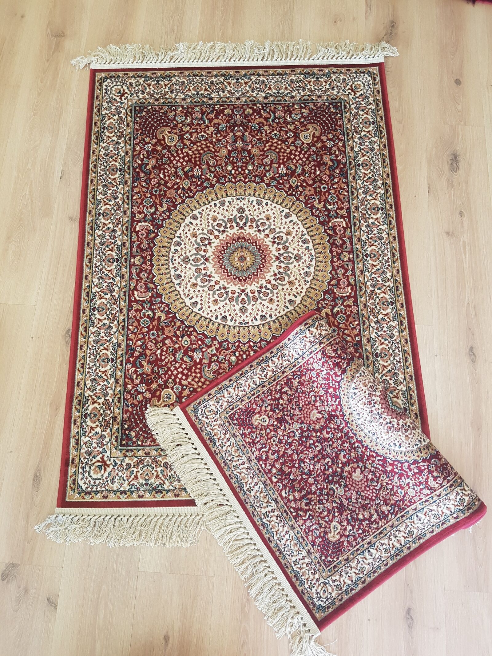 Samsung Galaxy S7 sample photo. Set, carpet, persian photography