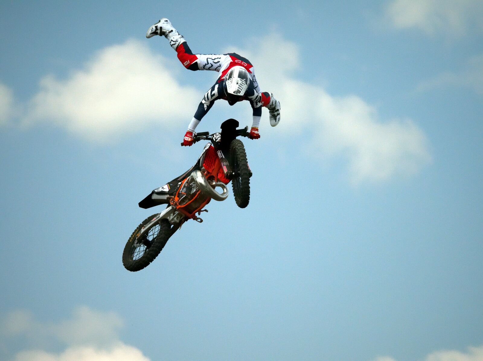 Olympus OM-D E-M1 Mark II + Olympus M.Zuiko Digital ED 40-150mm F2.8 Pro sample photo. Motorcycle, motocross, trial photography