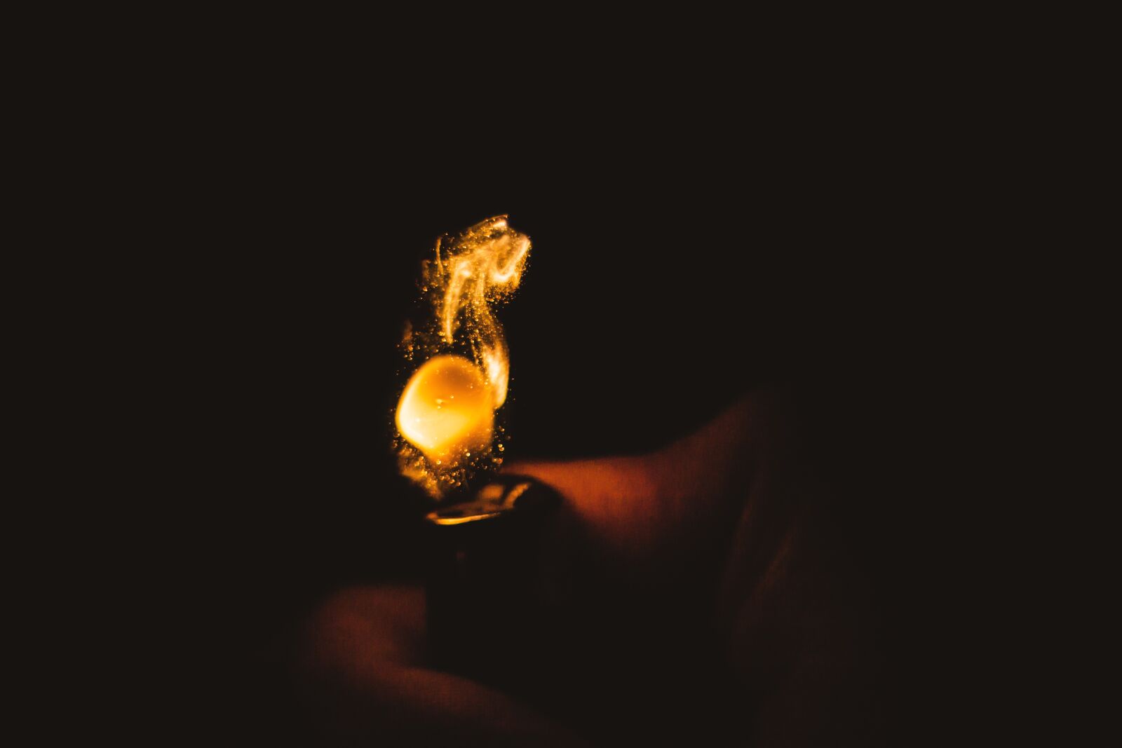 Canon EOS 70D + Canon EF 50mm F1.8 STM sample photo. Fire, lighter, light photography