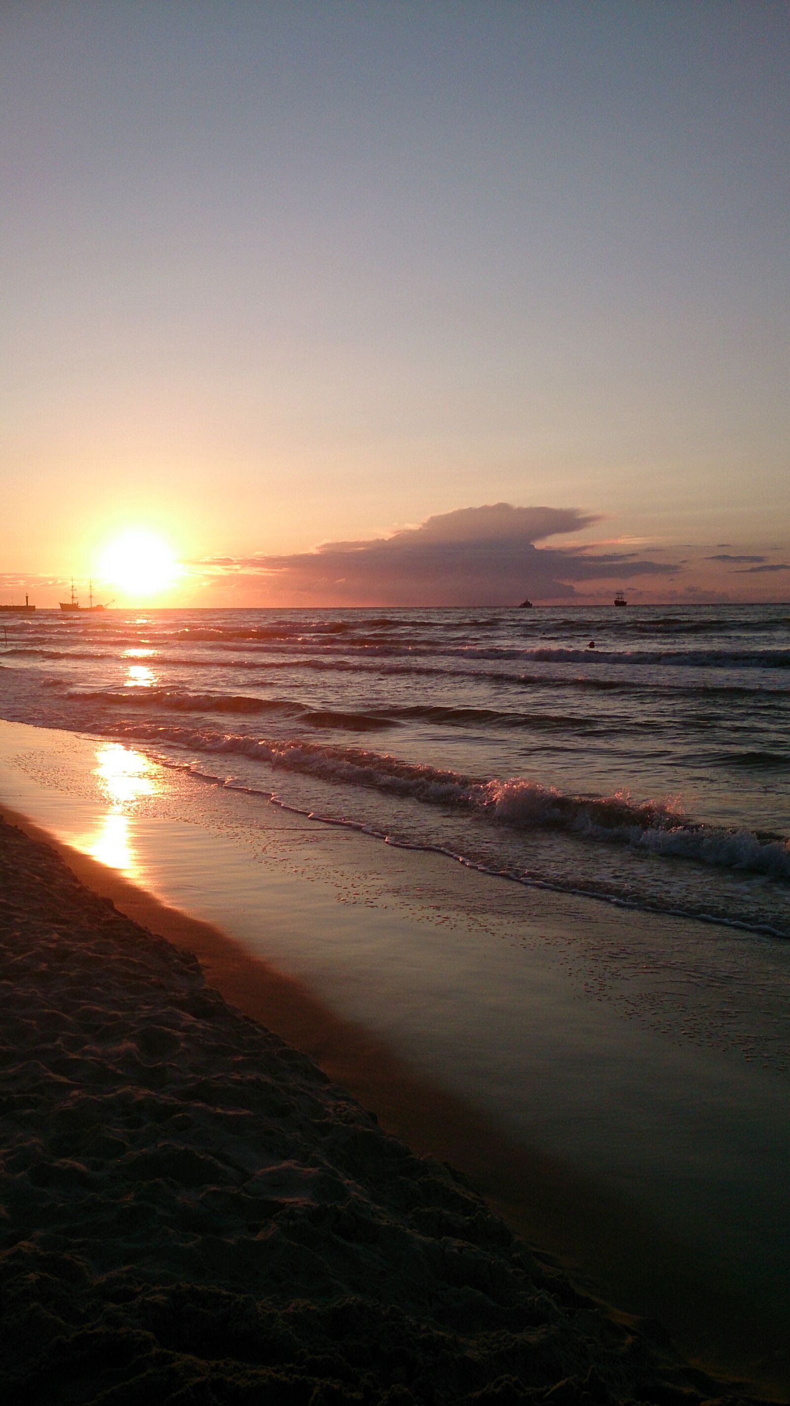 Sony Xperia Z sample photo. West, sea, beach photography