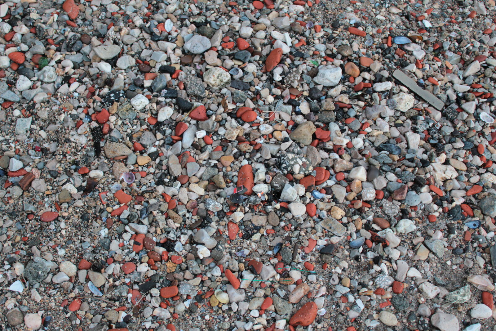 Canon EOS 550D (EOS Rebel T2i / EOS Kiss X4) sample photo. Color, colorful, rocks photography