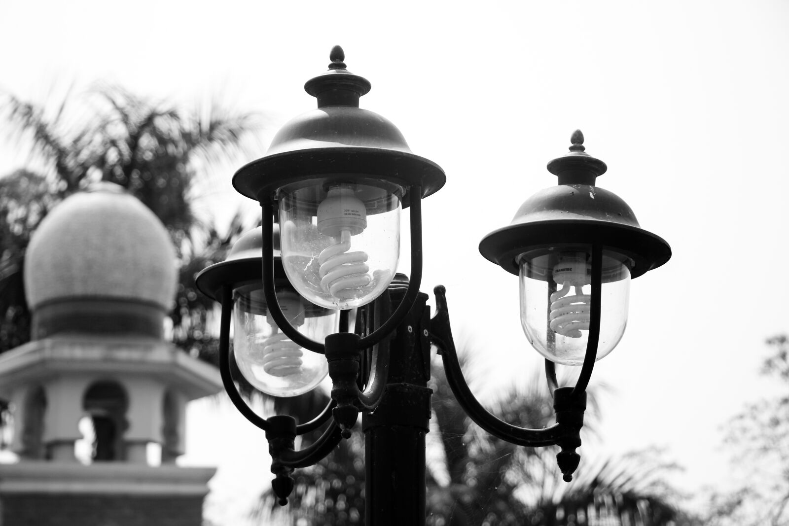 Canon EF-S 18-135mm F3.5-5.6 IS USM sample photo. Mosque, islamic architecture, religion photography