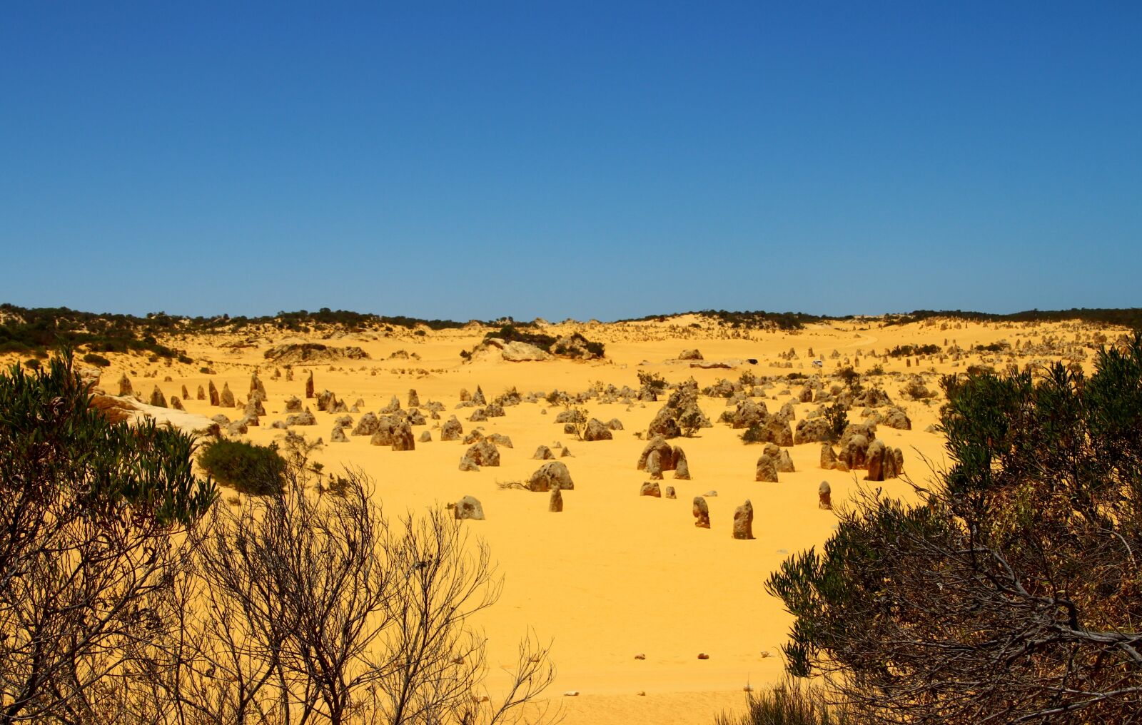 Canon EOS 700D (EOS Rebel T5i / EOS Kiss X7i) sample photo. Desert landscape, desert, stone photography