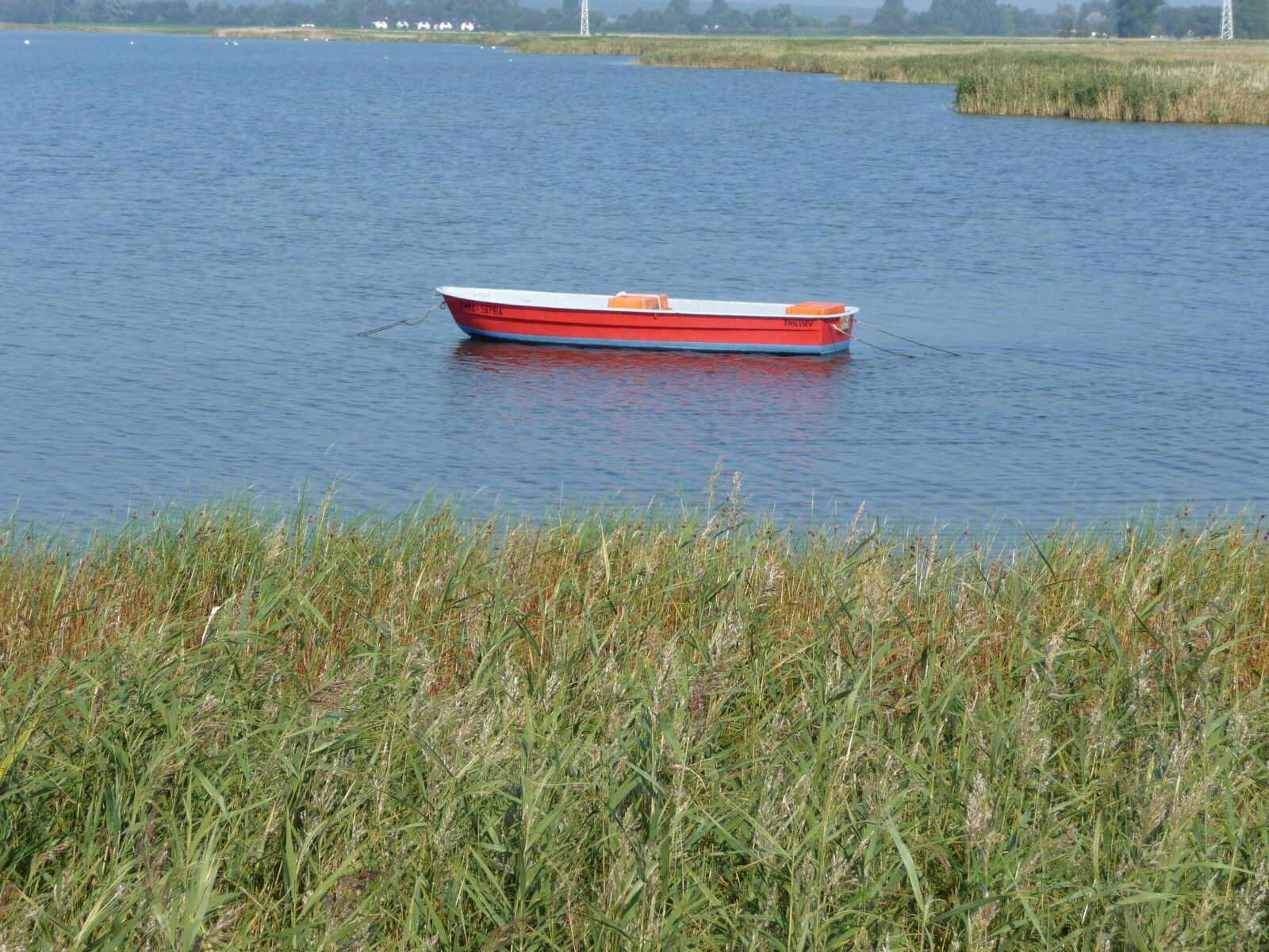 Panasonic Lumix DMC-TZ5 sample photo. Boat, loneliness, water photography