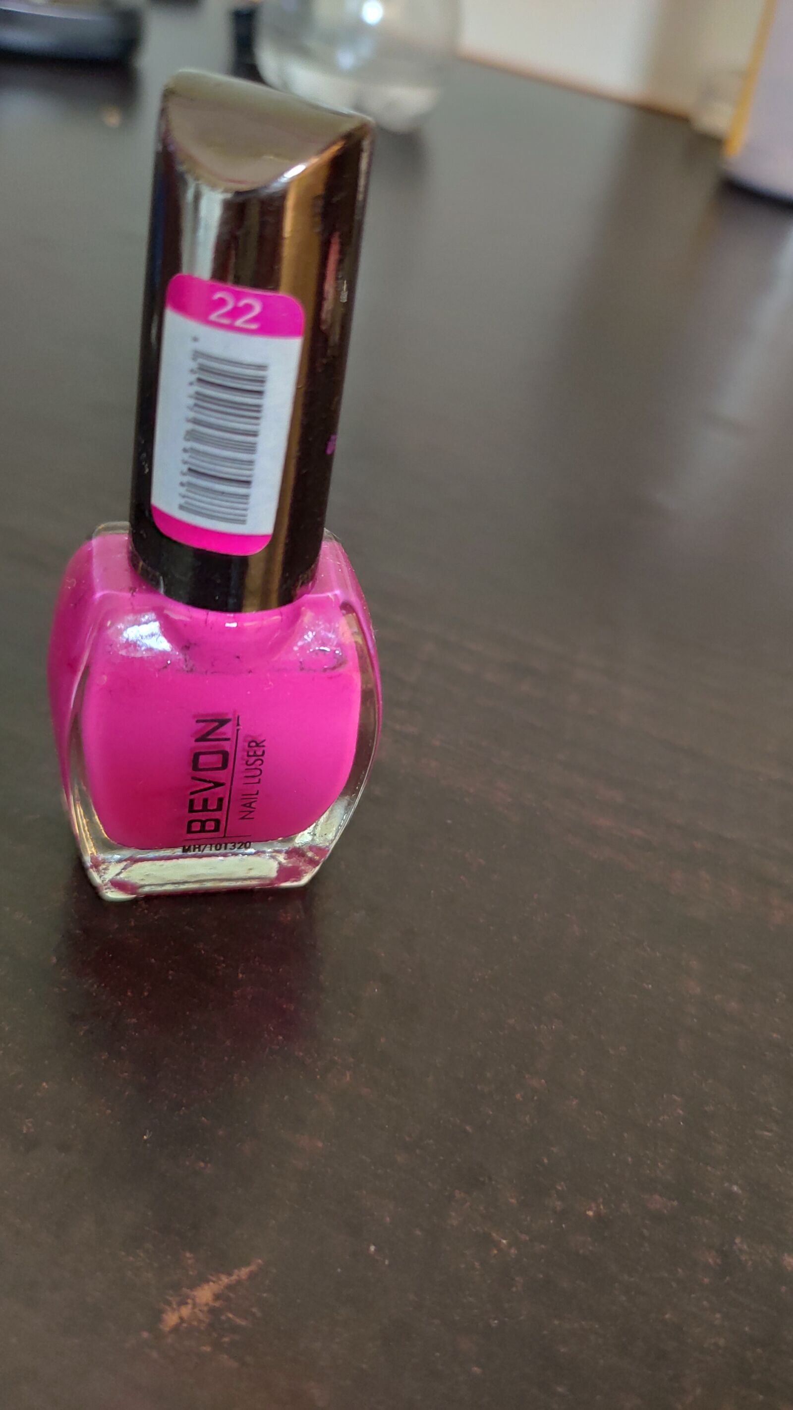 Xiaomi Redmi Note 7 Pro sample photo. Nail, paint, pink photography