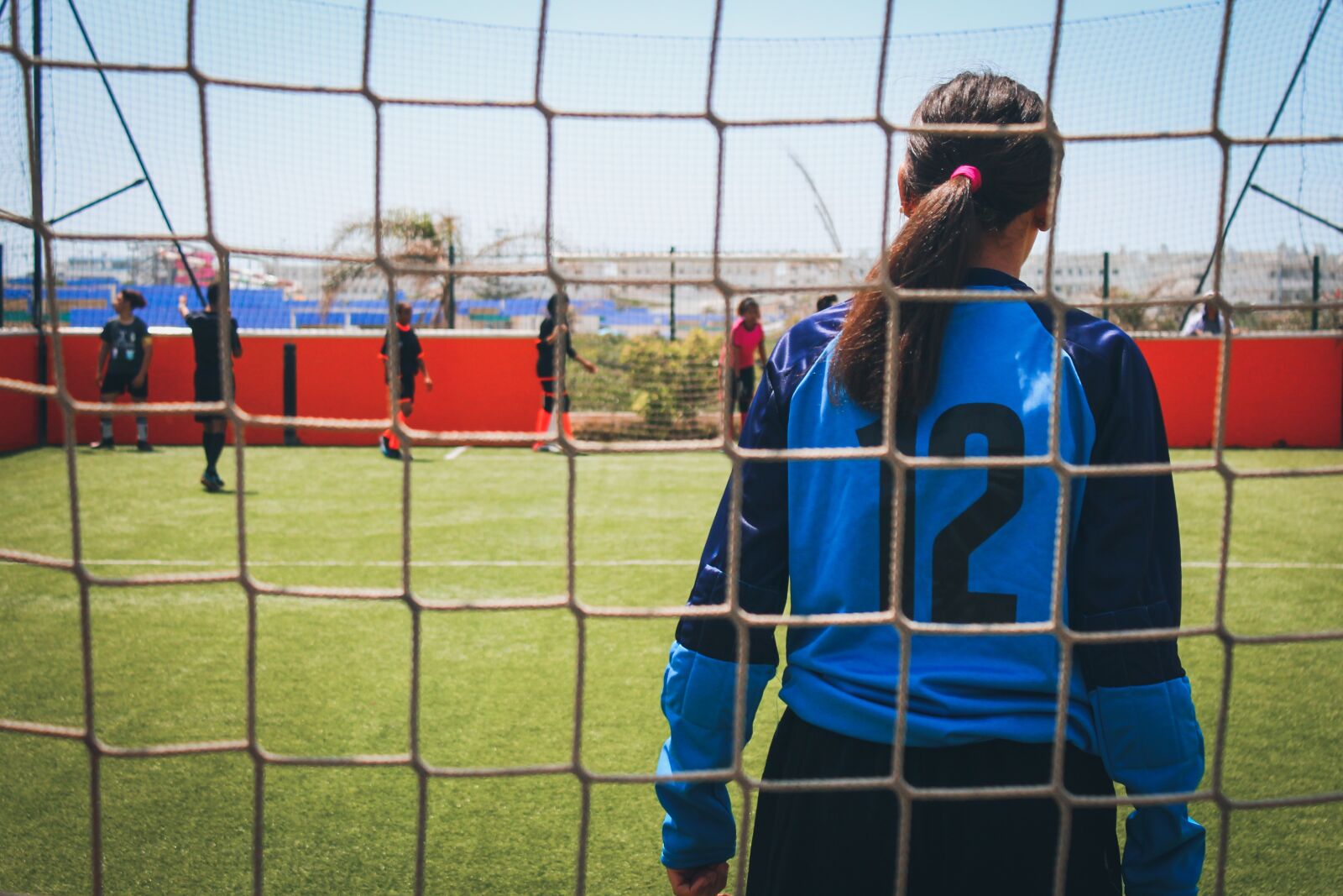 Canon EOS 1100D (EOS Rebel T3 / EOS Kiss X50) sample photo. Goalkeeper, guard, football photography