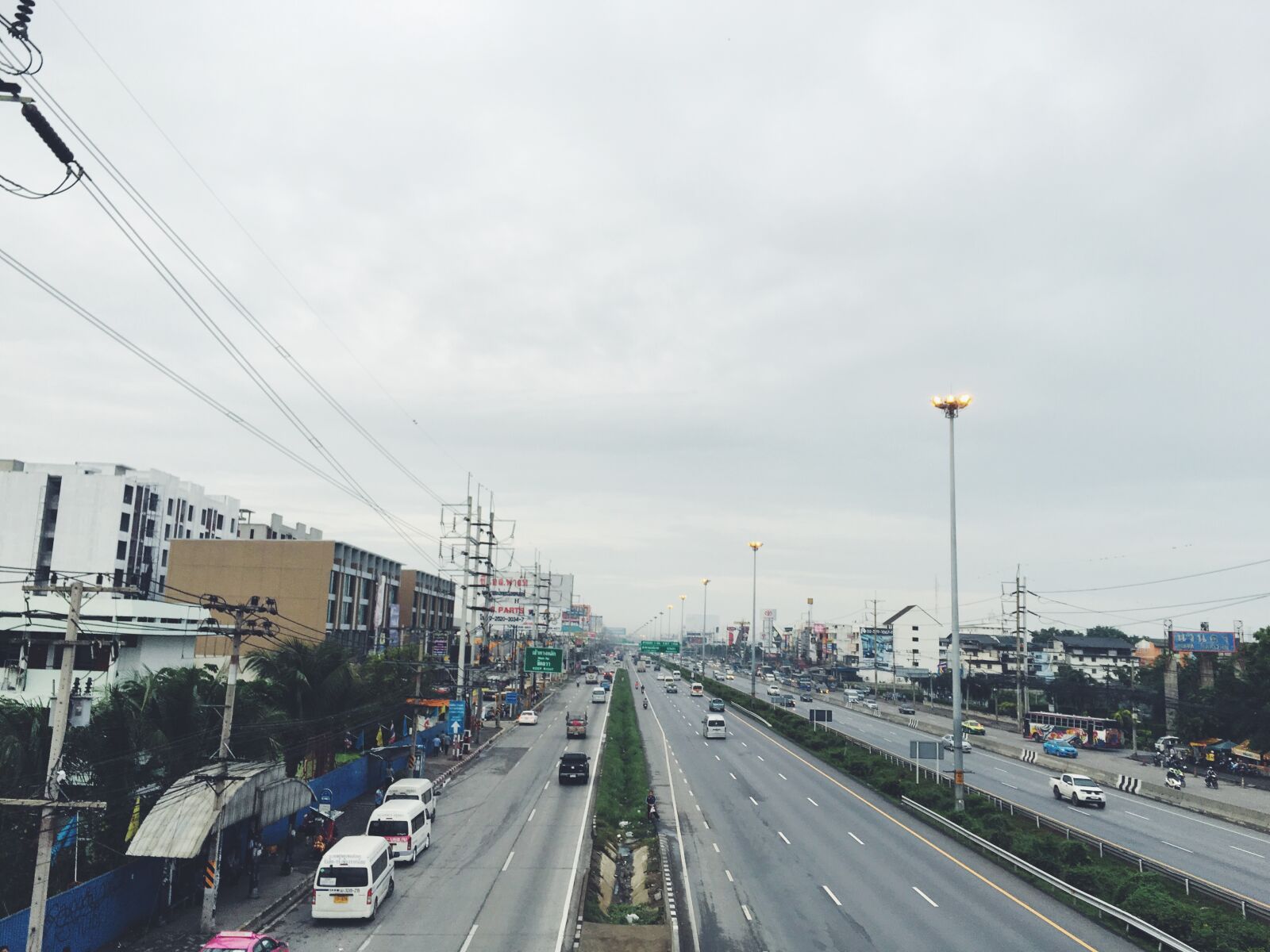 iPhone 6s Plus back camera 4.15mm f/2.2 sample photo