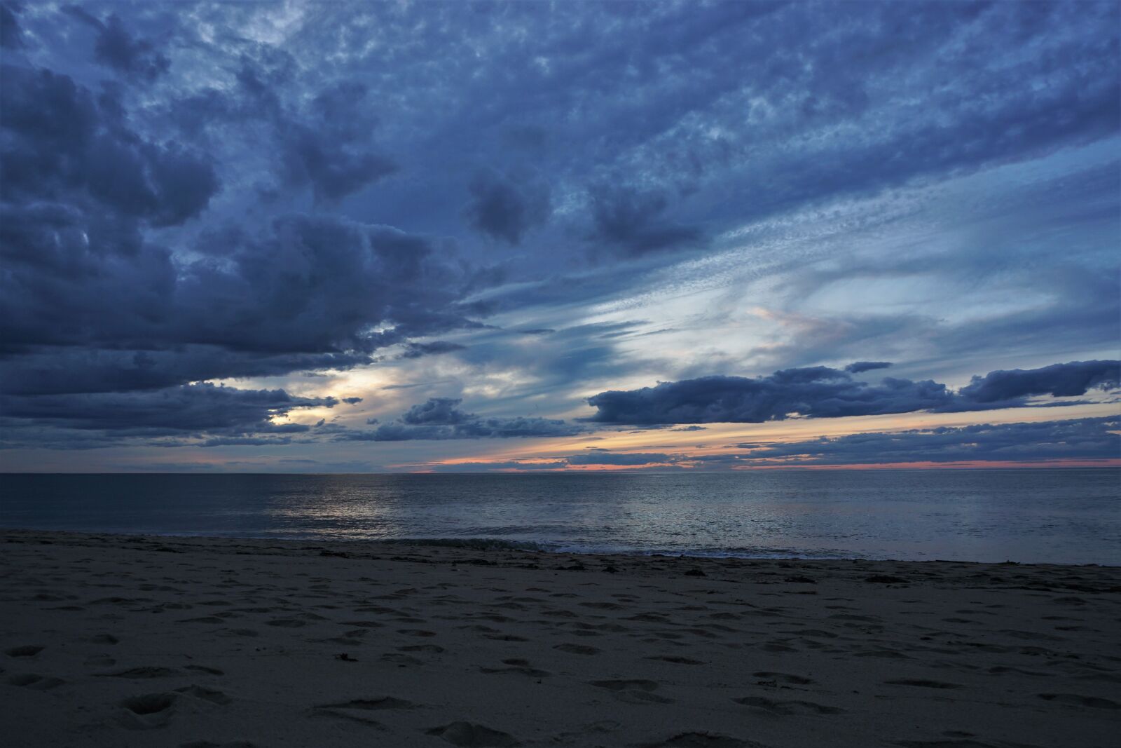 Sony a6000 sample photo. Beach, ocean, sand photography