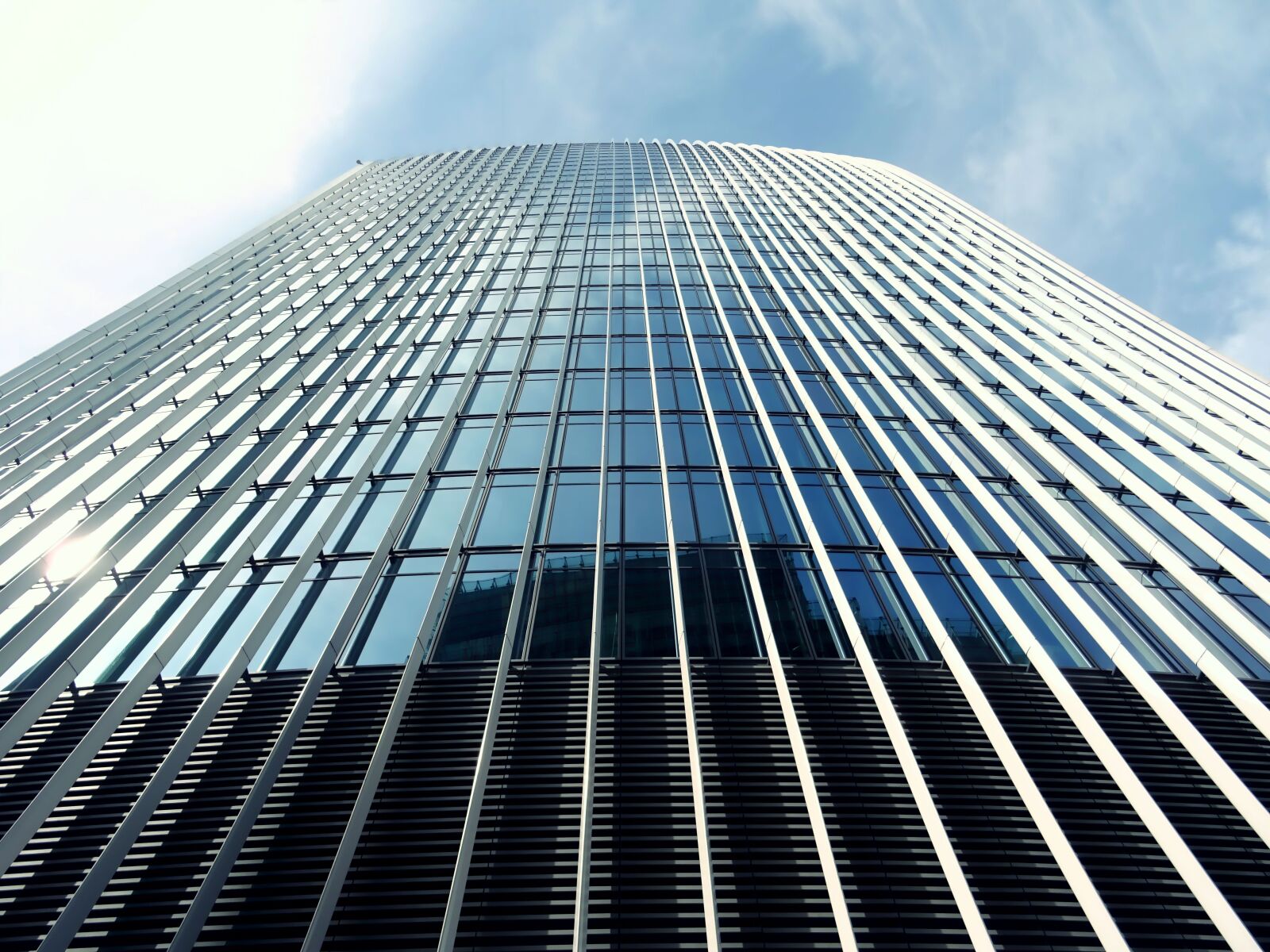 Sony DSC-HX60 sample photo. Architecture, building, business, glass photography