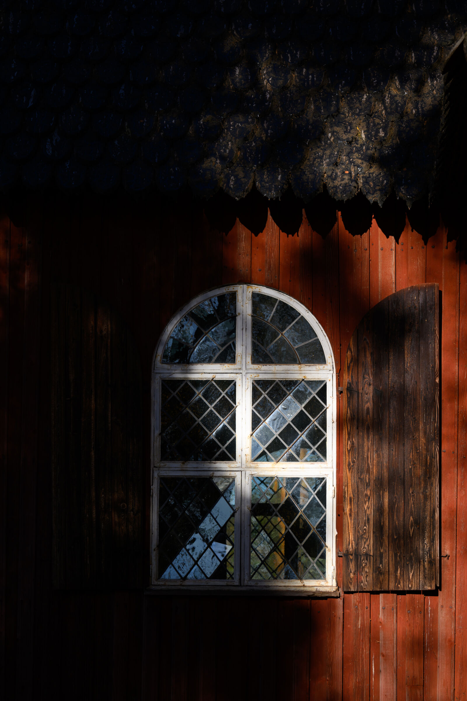 Nikon Z9 sample photo. Sunshine window photography