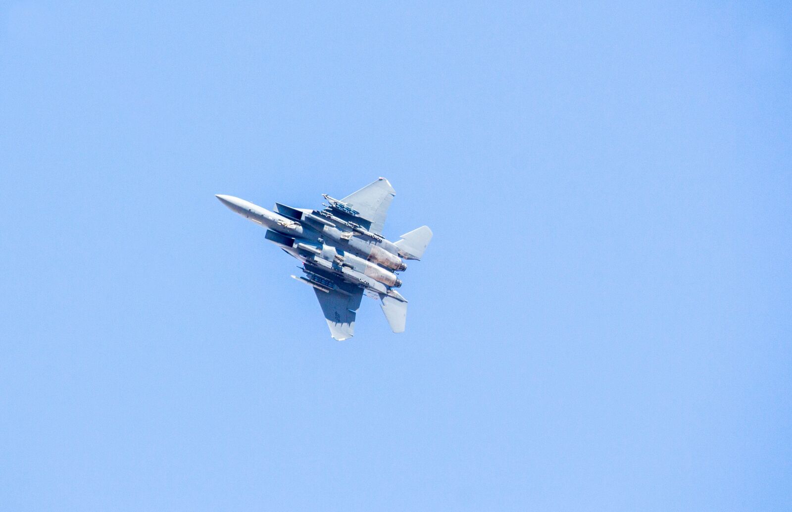 Canon EOS 700D (EOS Rebel T5i / EOS Kiss X7i) sample photo. Airplane, aircraft, military photography