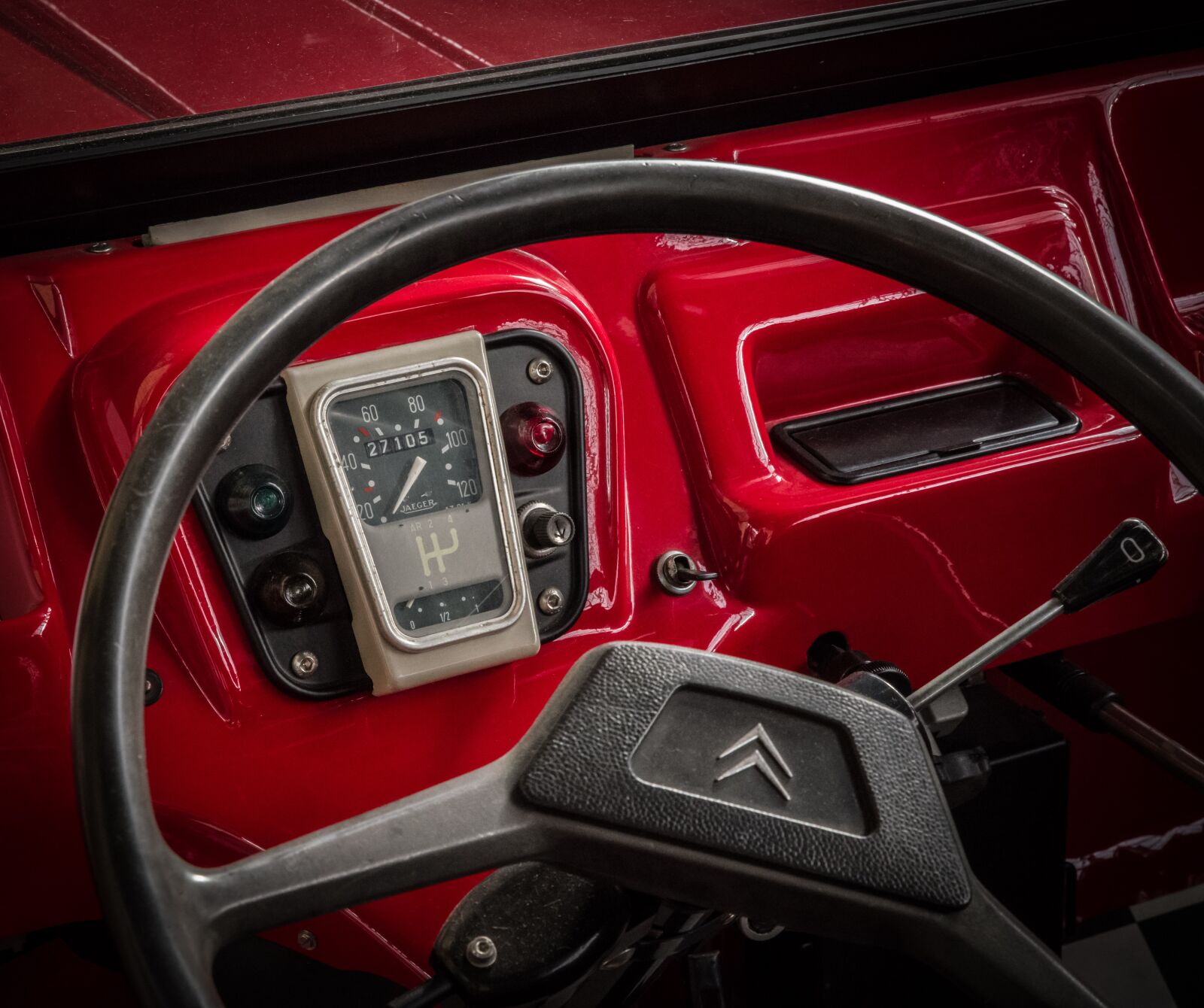 Pentax K-1 Mark II sample photo. Cockpit, speedometer, auto photography