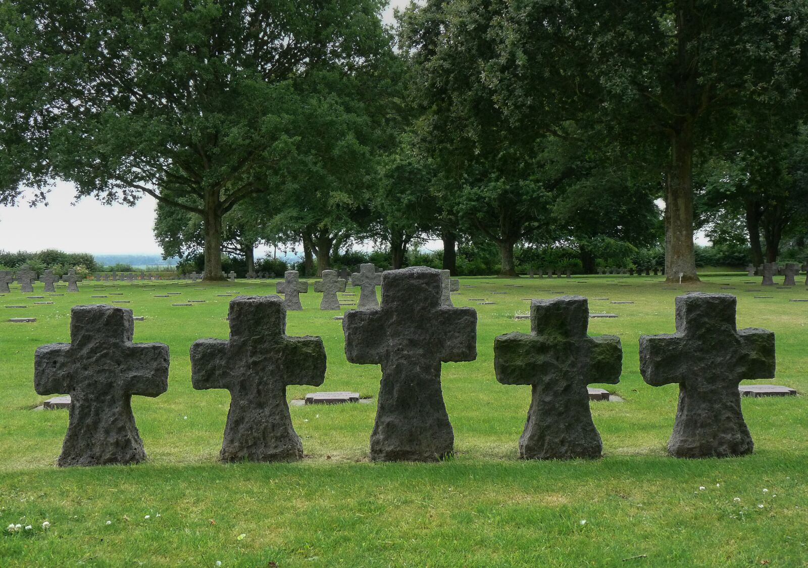 Panasonic Lumix DMC-FZ28 sample photo. Normandy, cemetery, graves photography