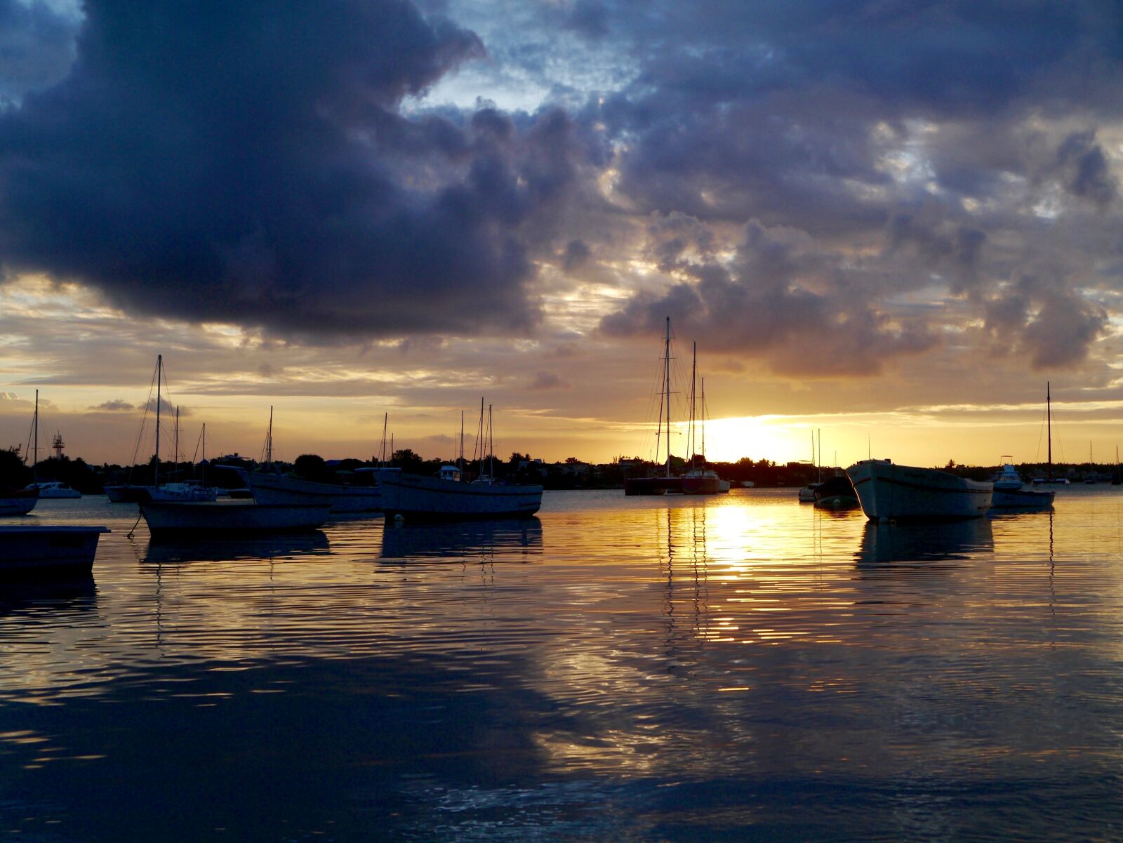 Panasonic Lumix DMC-G3 sample photo. Mauritius, port, sunset photography