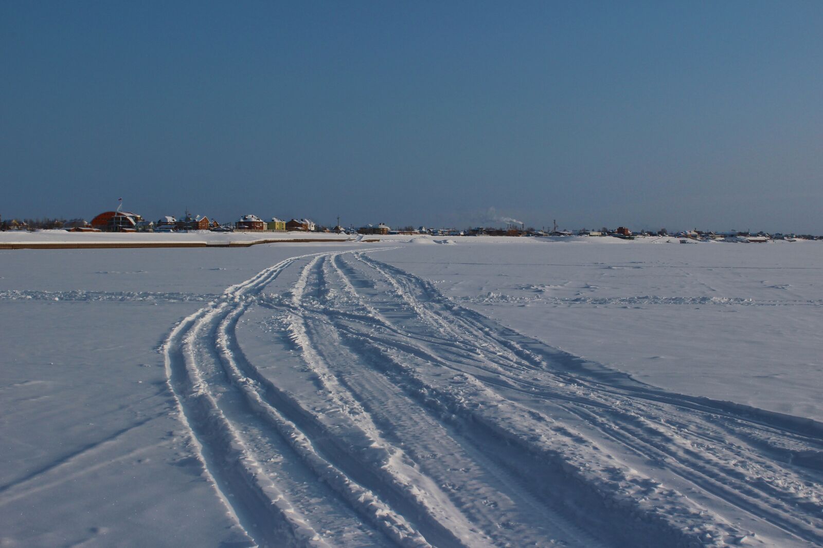 Canon EOS 100D (EOS Rebel SL1 / EOS Kiss X7) sample photo. Siberia, winter, frost photography