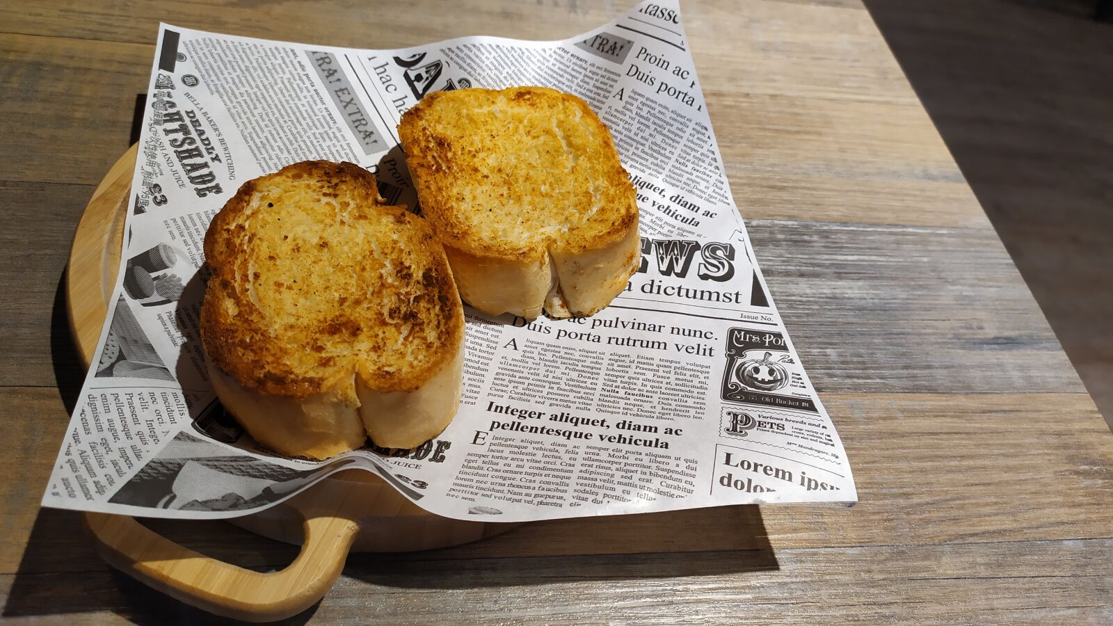 Xiaomi Redmi Note 7 sample photo. Bread, toast, grilled toast photography