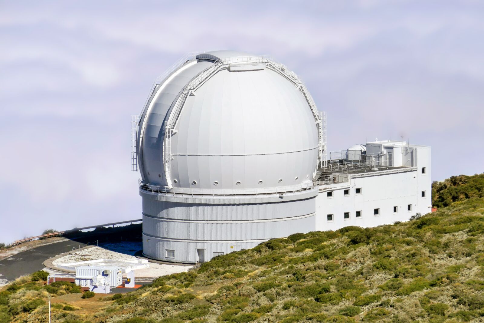 Panasonic Lumix DMC-FZ1000 sample photo. Astronomical observatory, space, telescope photography