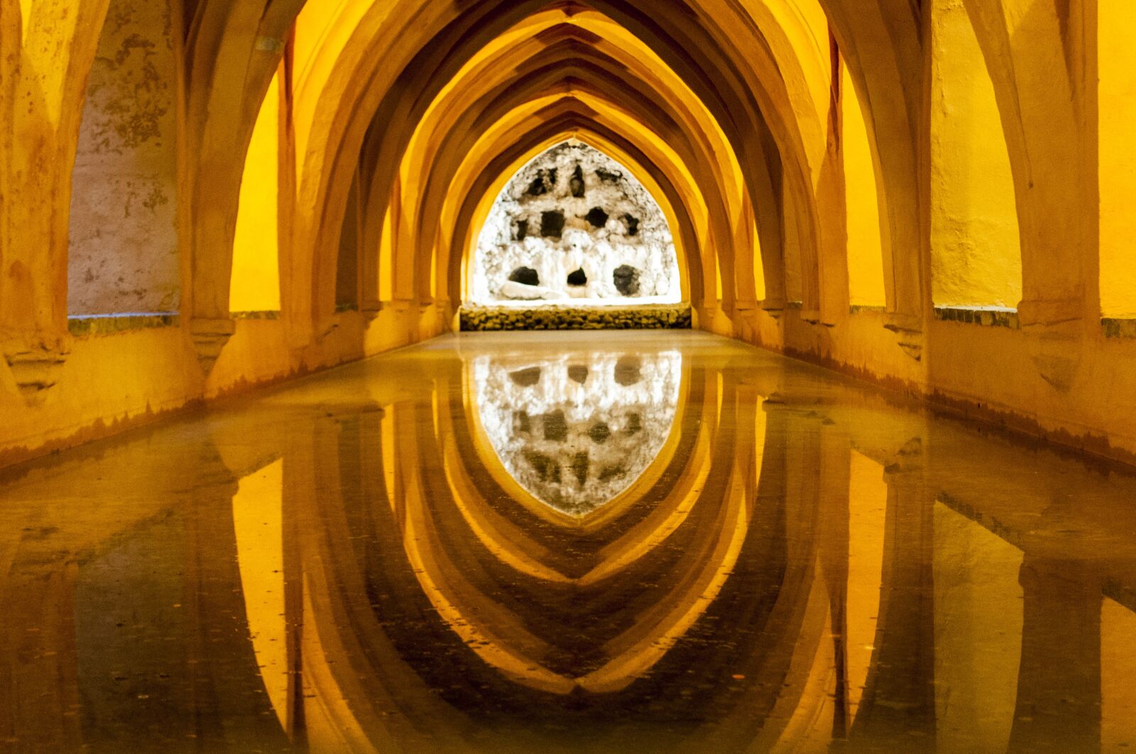 Nikon D5000 sample photo. Architecture, travel, sevilla photography