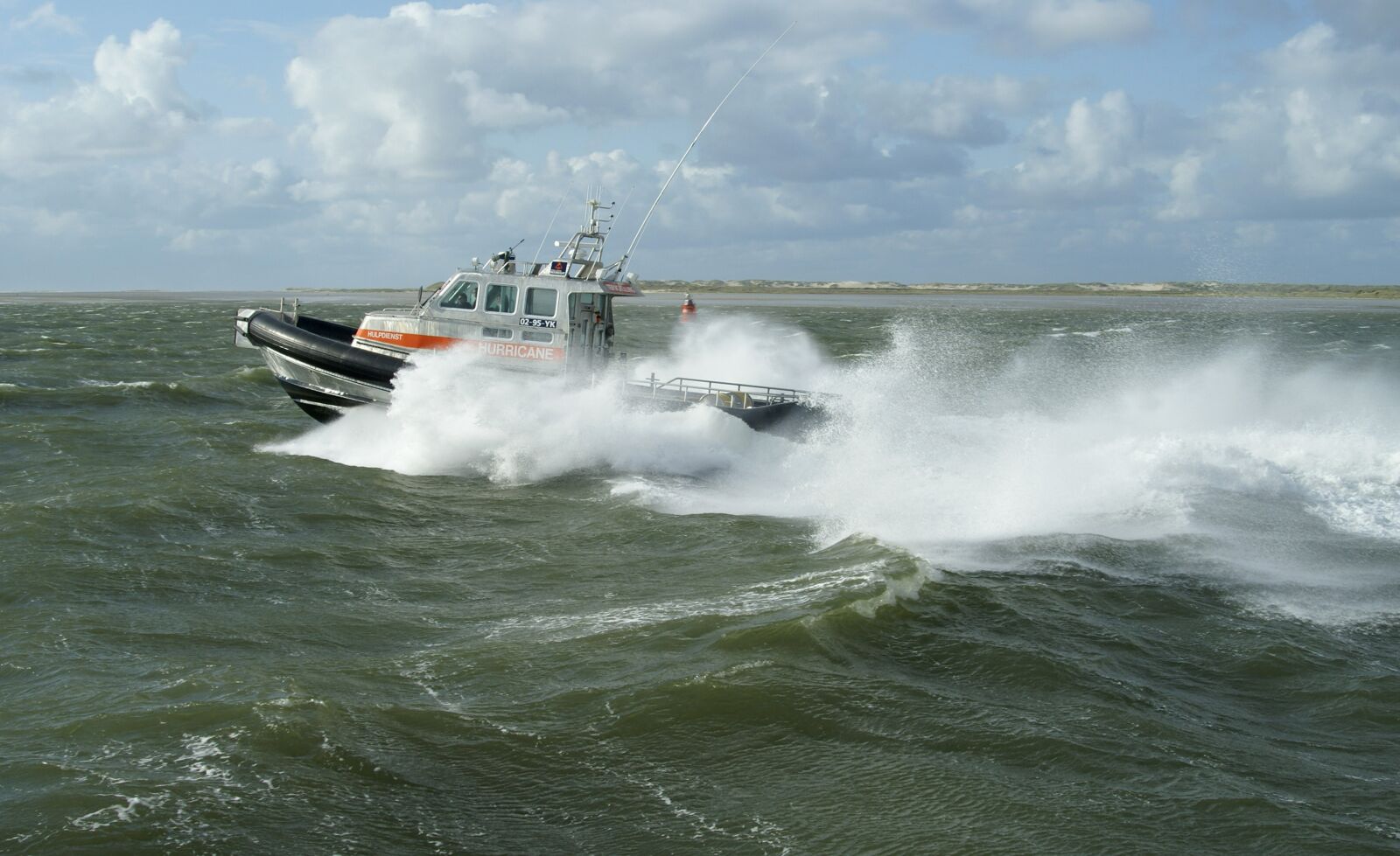 Sony Alpha DSLR-A100 sample photo. Terschelling, lifeboat, wadden sea photography